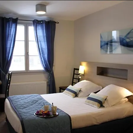 Logis Restaurant La Croisee Des Chemins 3* Cayres